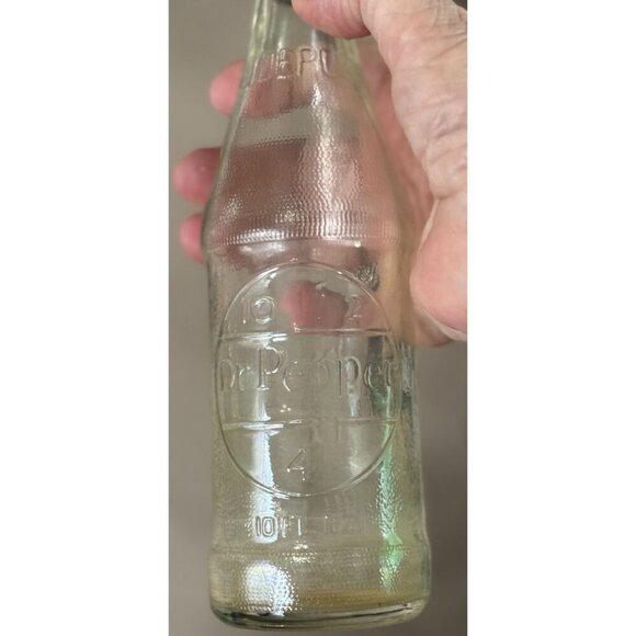 Lot of 2 Vintage Bottles Sloans Liniment and Dr Pepper with Water Sprinkler - Picture 9 of 9